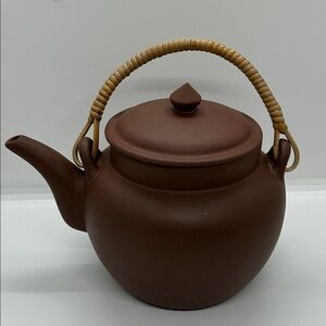 Fine Vintage Chinese Clay YIXIN Teapot with Lid, Bamboo Handle